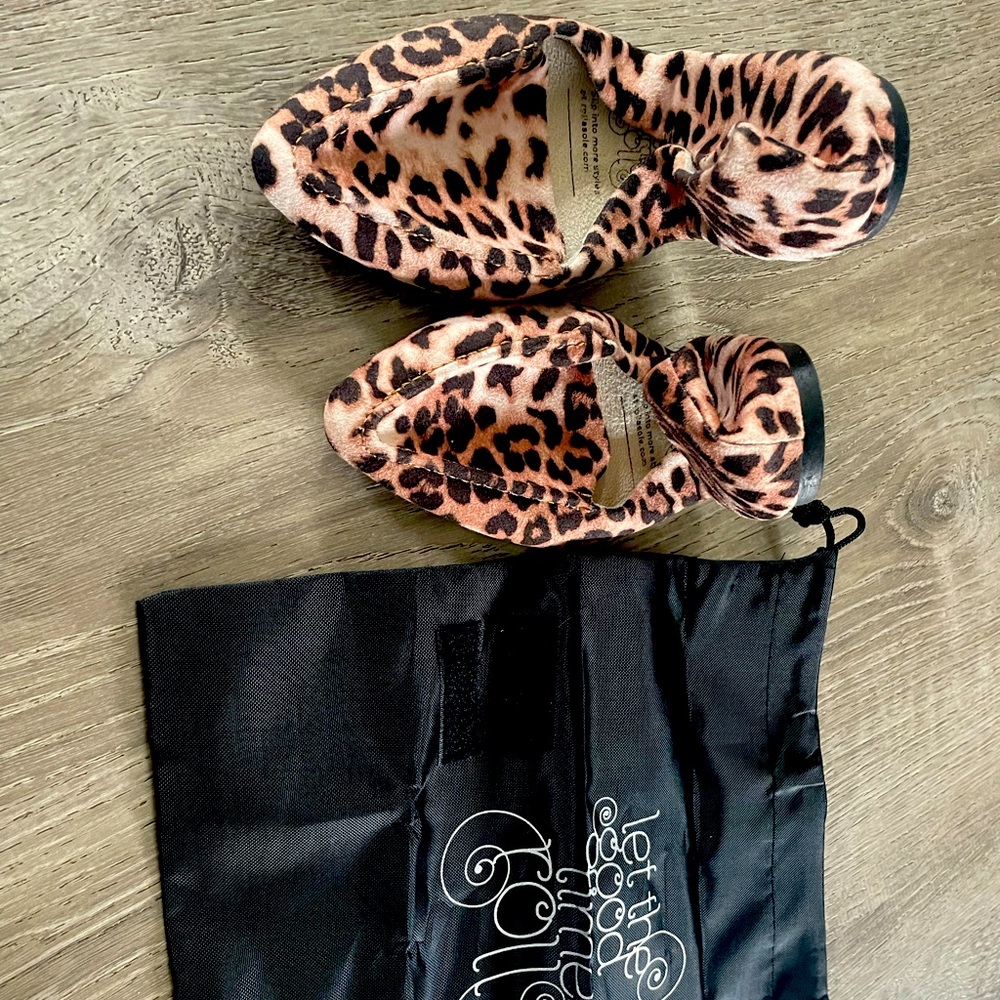 New super cute Rollasole flats